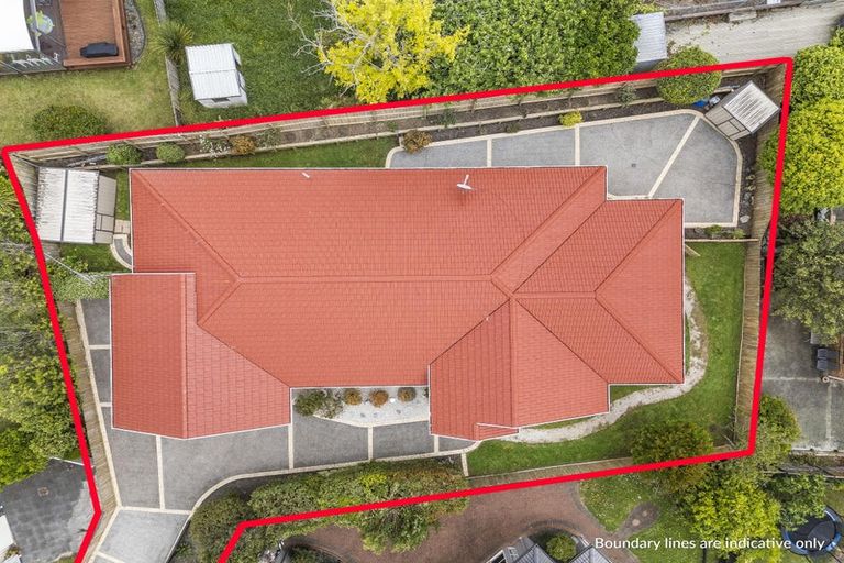 Photo of property in 11 Nathan Close, Somerville, Auckland, 2014