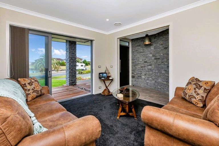 Photo of property in 44 Mariners Haven, One Tree Point, 0118