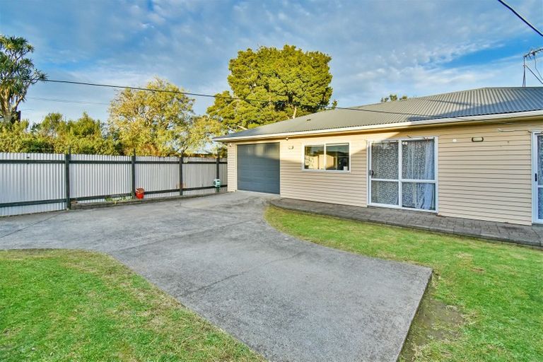 Photo of property in 76a Browns Road, Manurewa, Auckland, 2102