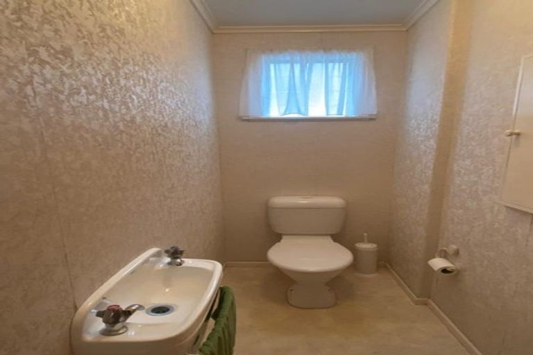 Photo of property in 151 Titirangi Road, New Lynn, Auckland, 0600