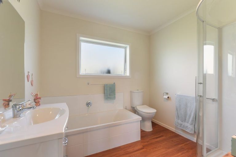 Photo of property in 927 Waiwhero Road, Ngatimoti, Motueka, 7196