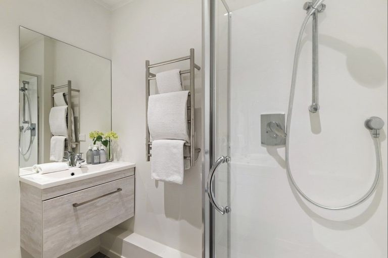 Photo of property in 33 Gwilliam Place, Freemans Bay, Auckland, 1011