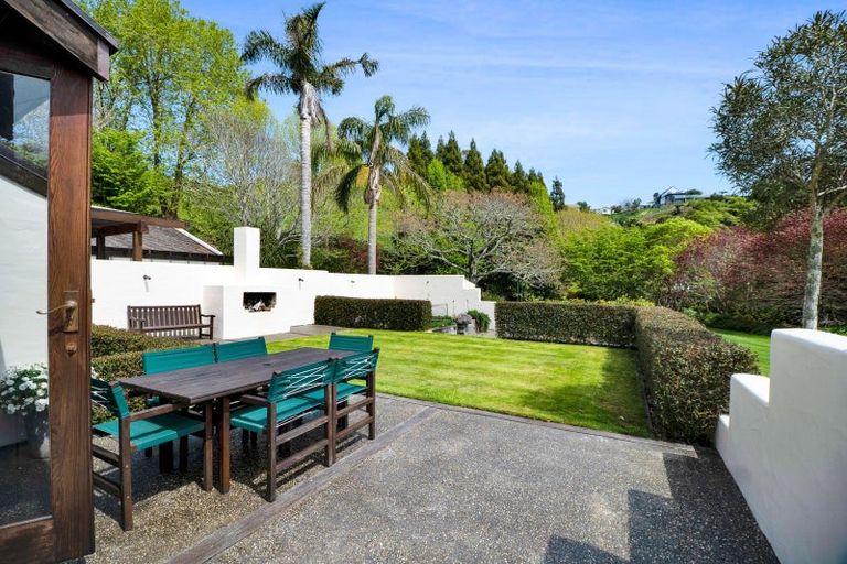 Photo of property in 331a Mangorei Road, Merrilands, New Plymouth, 4312