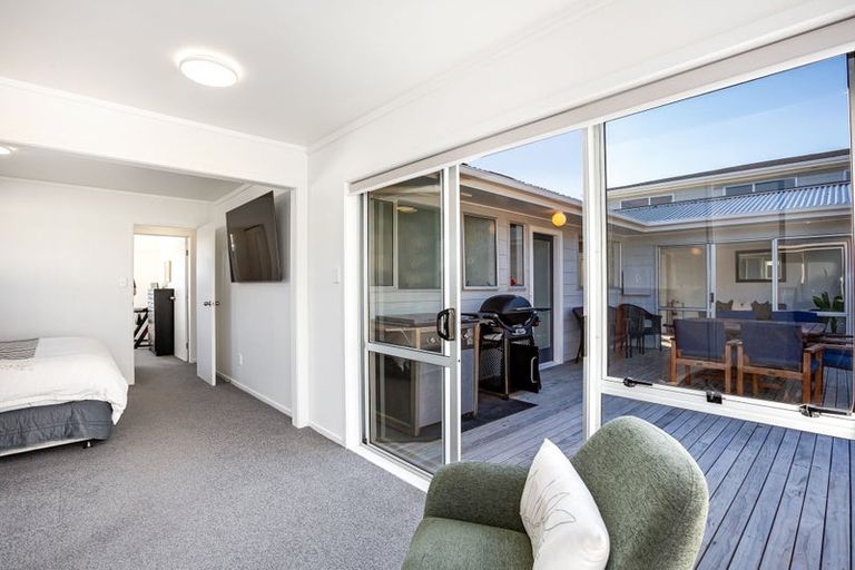 Photo of property in 6 Tregear Place, Camborne, Porirua, 5026