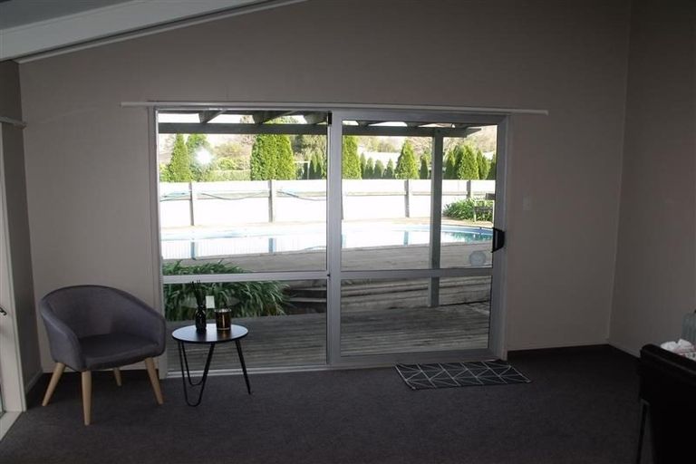 Photo of property in 12a Tucker Lane, Clive, 4102