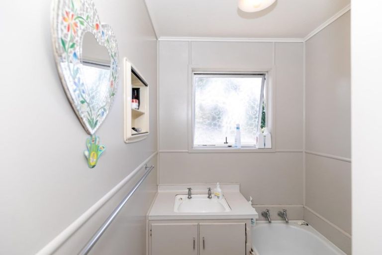 Photo of property in 49 Karen Crescent, Dinsdale, Hamilton, 3204