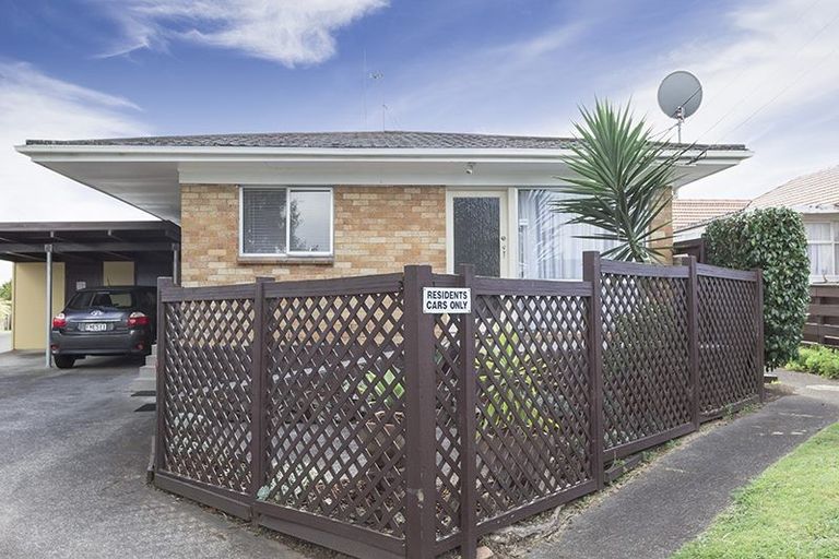 Photo of property in 1/4 Panorama Road, Mount Wellington, Auckland, 1060