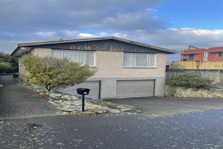 Photo of property in 71 Lowe Street, Avenal, Invercargill, 9810