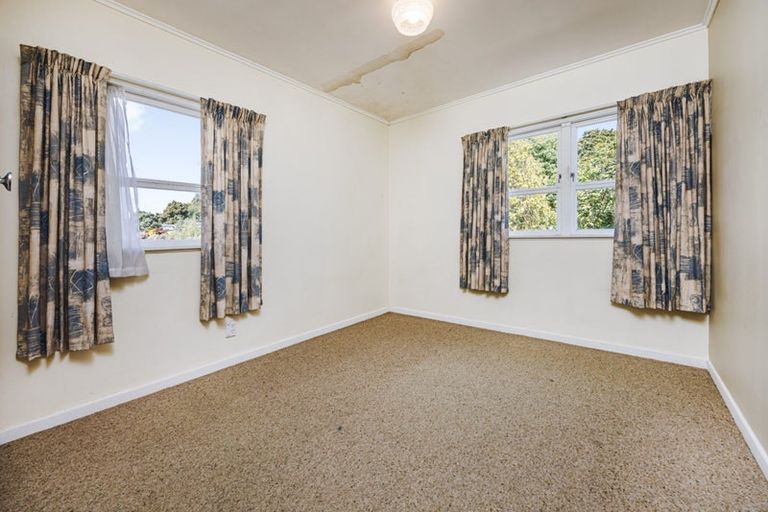 Photo of property in 46 Lawrence Crescent, Hillpark, Auckland, 2102