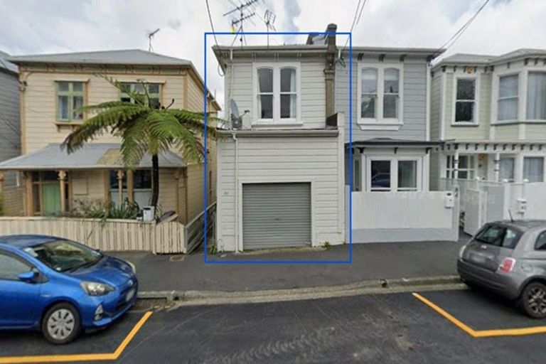 Photo of property in 86 Roxburgh Street, Mount Victoria, Wellington, 6011