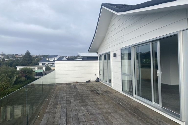 Photo of property in 93 Hebron Road, Waiake, Auckland, 0630