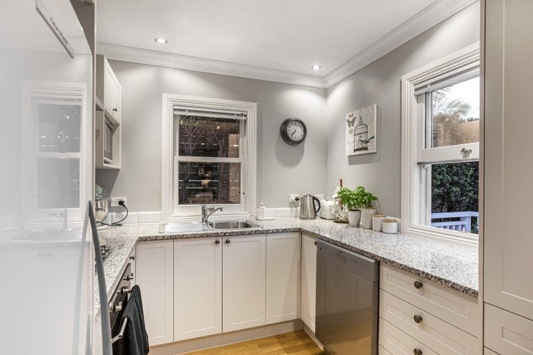 Photo of property in 13 Stanley Point Road, Stanley Point, Auckland, 0624