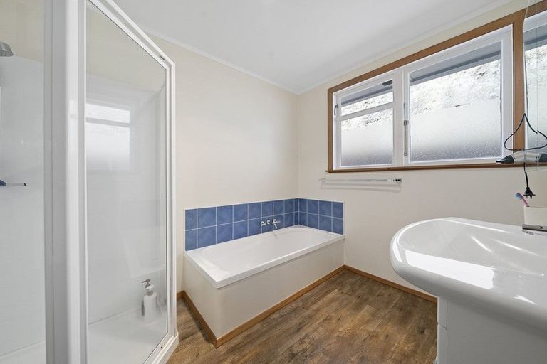 Photo of property in 137 Ironside Road, Johnsonville, Wellington, 6037