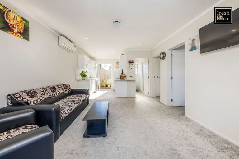 Photo of property in 2/29 South Street, Papakura, 2110