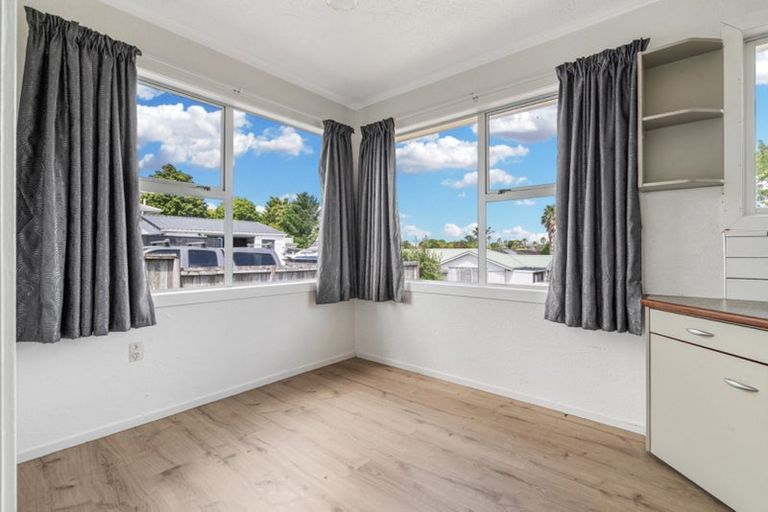 Photo of property in 17 France Street, Waiuku, 2123