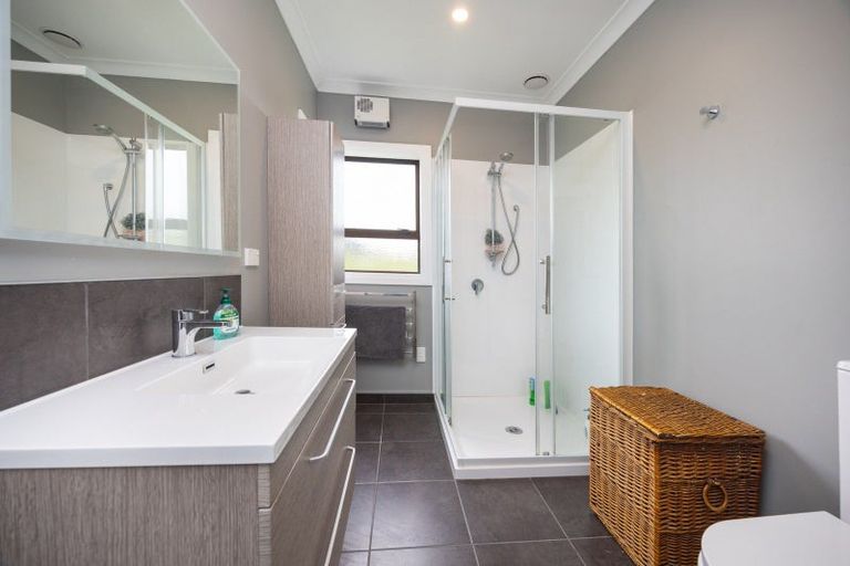 Photo of property in 165 Taikorea Road, Glen Oroua, Palmerston North, 4473