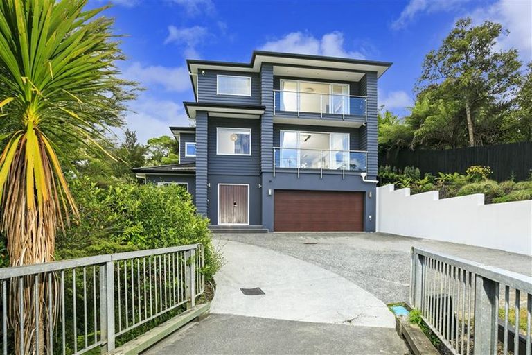 Photo of property in 19 Kahikatea Close, Campbells Bay, Auckland, 0630