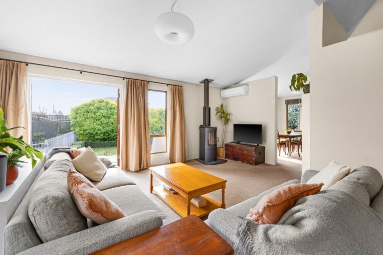 Photo of property in 35a Lucknow Road, Havelock North, 4130