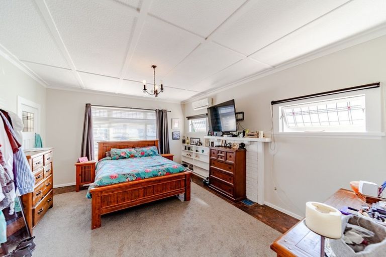 Photo of property in 76 Kennedy Road, Napier South, Napier, 4110