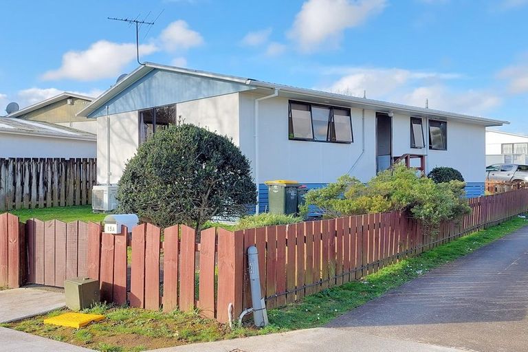 Photo of property in 1/15 Nearco Street, Randwick Park, Auckland, 2105