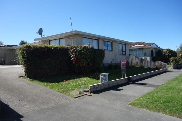 Photo of property in 22a Chipping Lane, Redwood, Christchurch, 8051