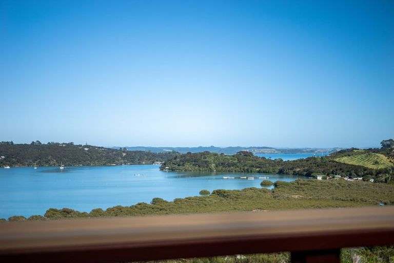 Photo of property in 9 Toi Track, Russell, 0272