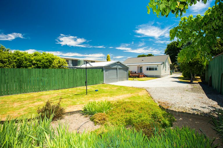 Photo of property in 152 Onslow Road, Patutahi, Gisborne, 4072