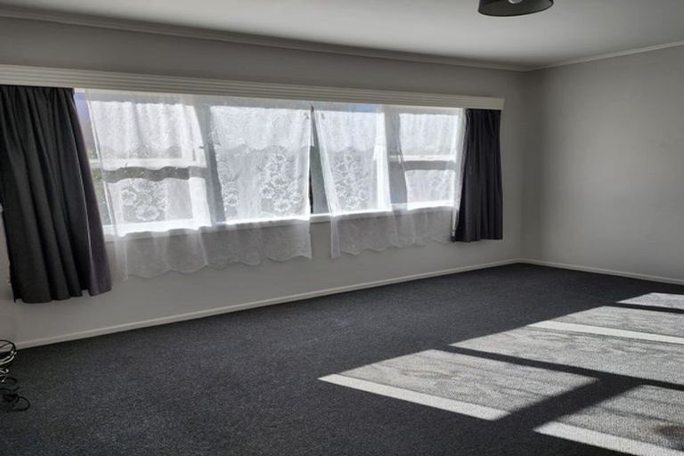 Photo of property in 3/36 Simkin Avenue, St Johns, Auckland, 1072