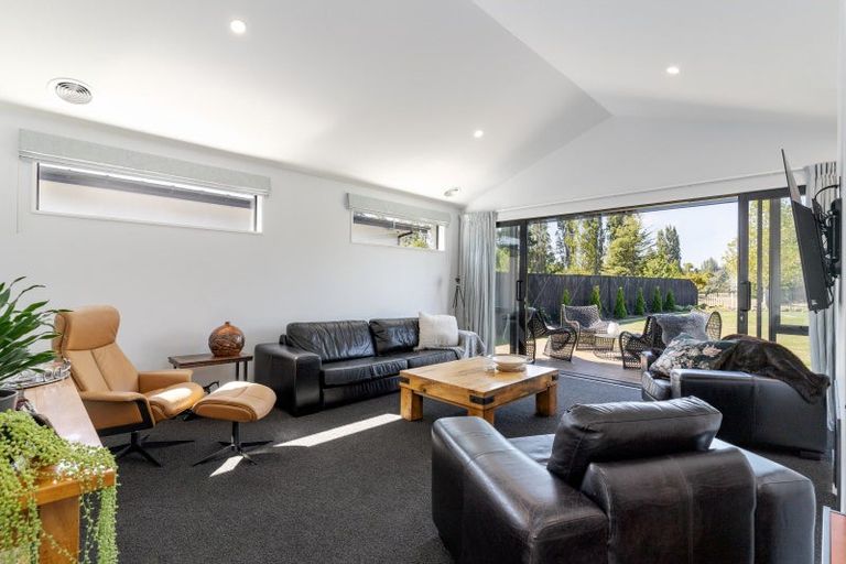 Photo of property in 5 Kawharu Street, Marshland, Christchurch, 8083