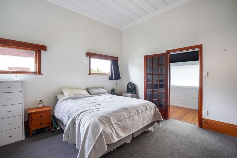 Photo of property in 36 Knowles Street, Terrace End, Palmerston North, 4410