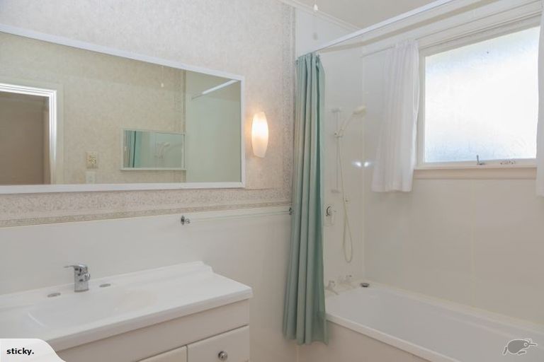 Photo of property in 65 Parkstone Avenue, Ilam, Christchurch, 8041