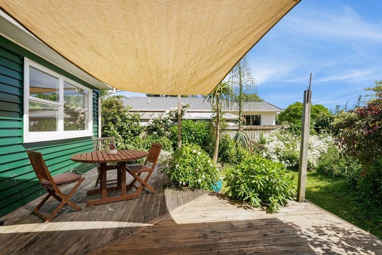 Photo of property in 103 Atkinson Avenue, Otaki Beach, Otaki, 5512