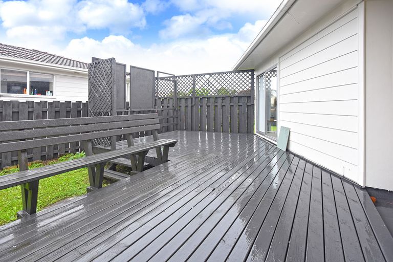 Photo of property in 30 Sharland Avenue, Manurewa, Auckland, 2102