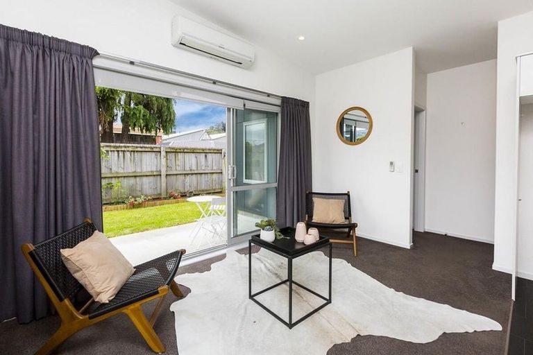 Photo of property in 16 Lane Street, Wallaceville, Upper Hutt, 5018