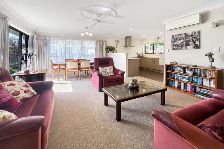 Photo of property in 8/66 Rathgar Road, Henderson, Auckland, 0610