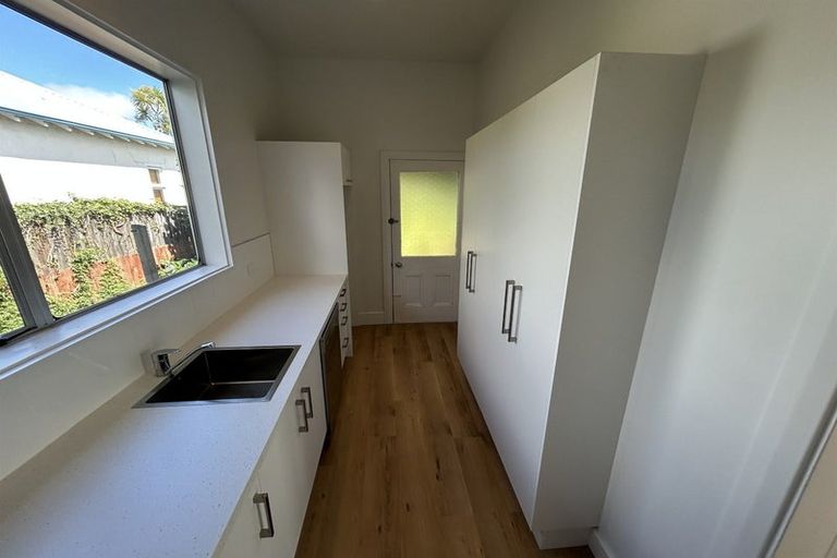 Photo of property in 215 Olliviers Road, Linwood, Christchurch, 8011