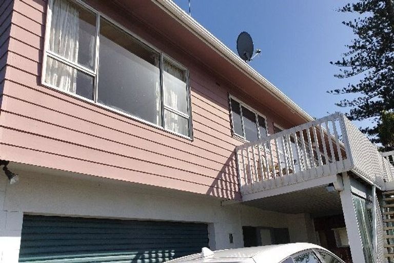 Photo of property in 19 Nigel Road, Browns Bay, Auckland, 0630