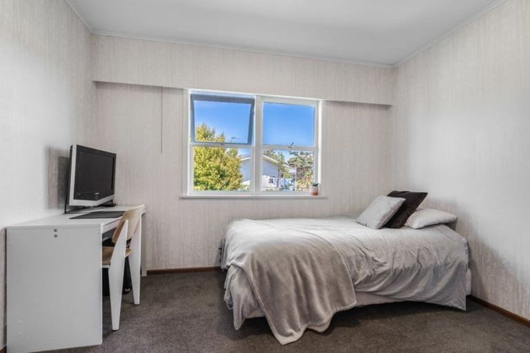 Photo of property in 1/24a Wolsley Avenue, Milford, Auckland, 0620