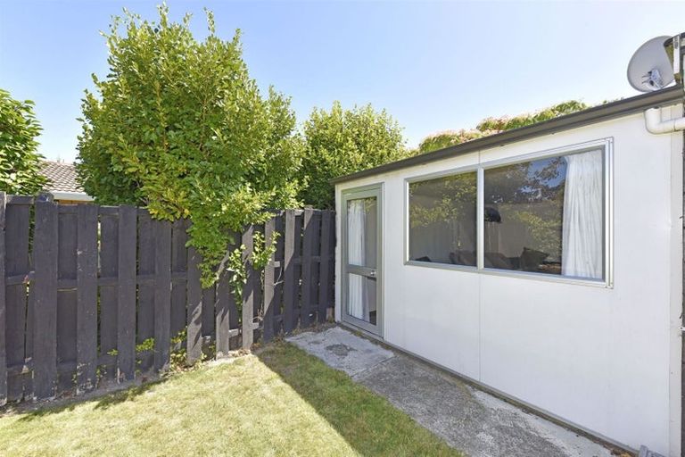 Photo of property in 39 Banbury Street, Burnside, Christchurch, 8053
