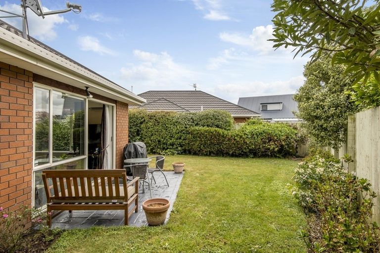 Photo of property in 19 Seascape Gardens, Bromley, Christchurch, 8062