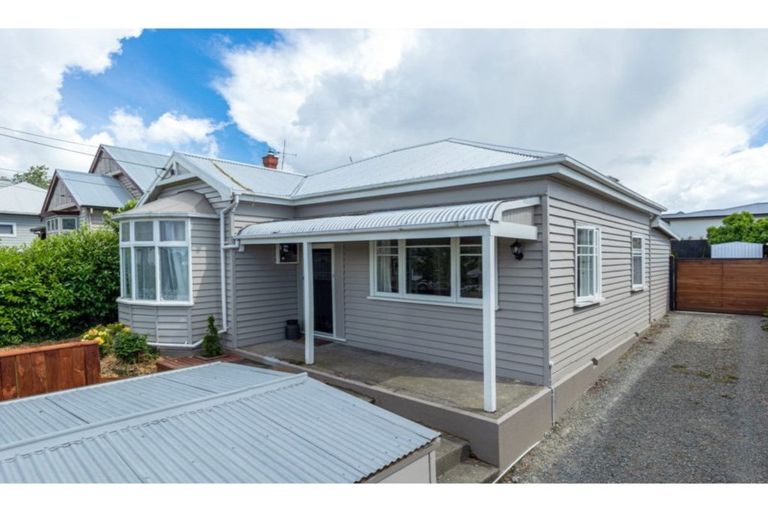 Photo of property in 25 Roslyn Terrace, West End, Timaru, 7910