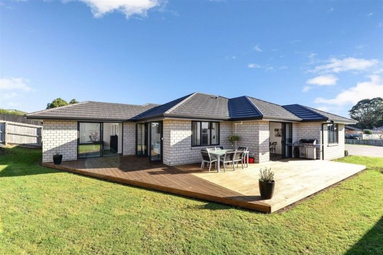 Photo of property in 8 Pamela Christine Road, Patumahoe, Pukekohe, 2679