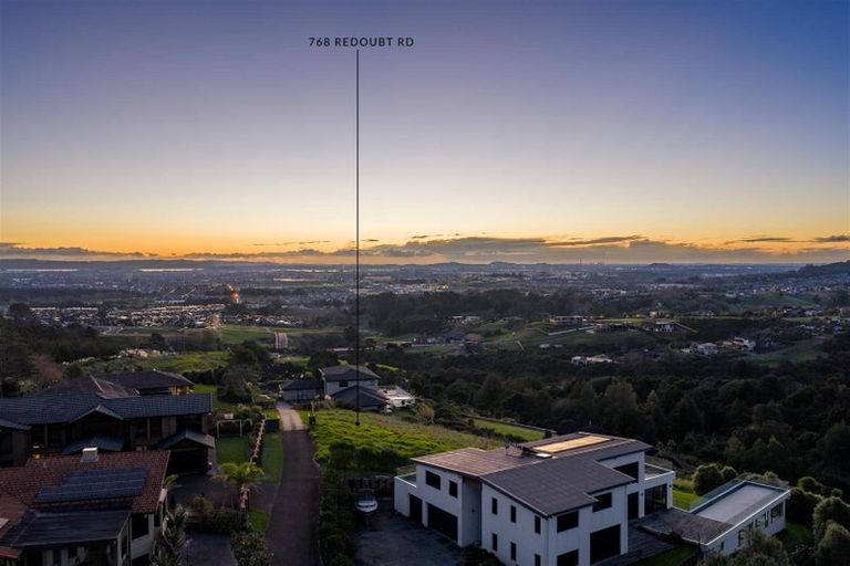 Photo of property in 768 Redoubt Road, Flat Bush, Auckland, 2019