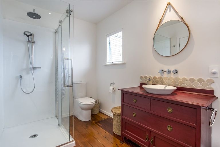 Photo of property in 60 Mclarin Road, Glenbrook, Waiuku, 2681