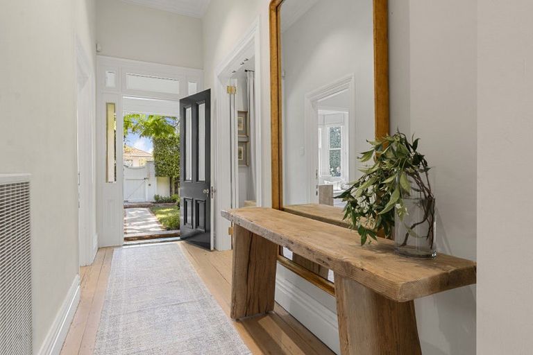 Photo of property in 73 St Stephens Avenue, Parnell, Auckland, 1052