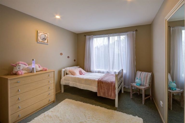 Photo of property in 17 Kiwi Avenue, Waikuku Beach, 7473