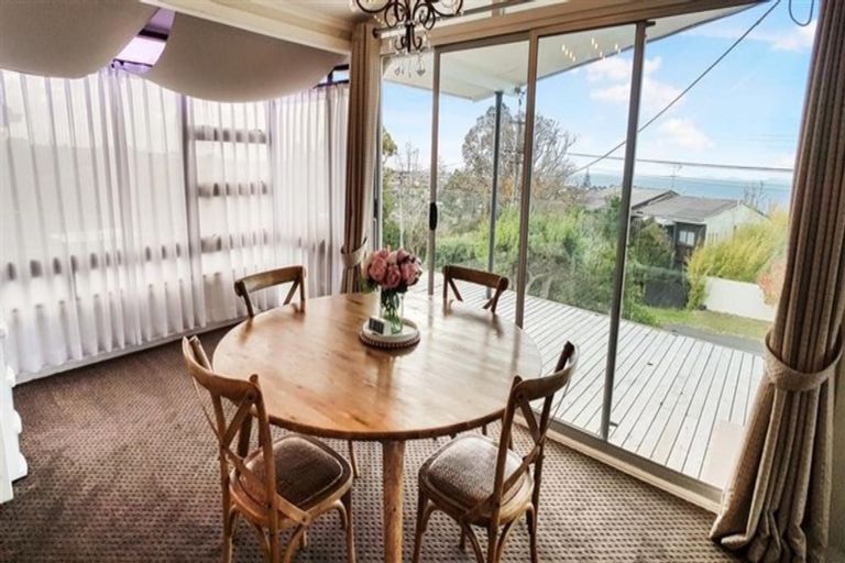 Photo of property in 91 Penzance Road, Mairangi Bay, Auckland, 0630