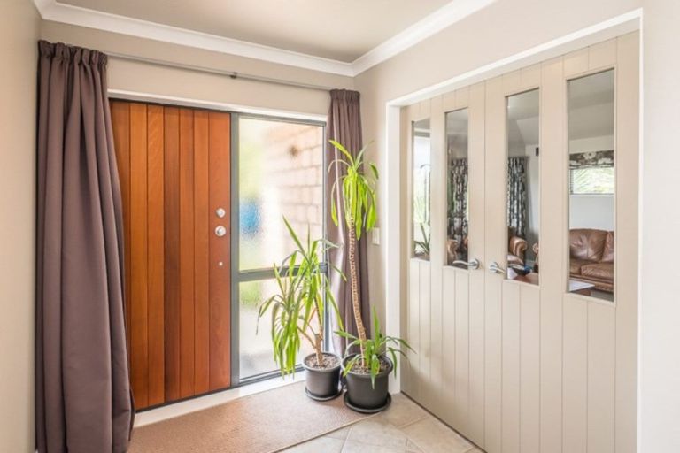 Photo of property in 6 Trusham Court, Paraparaumu, 5032