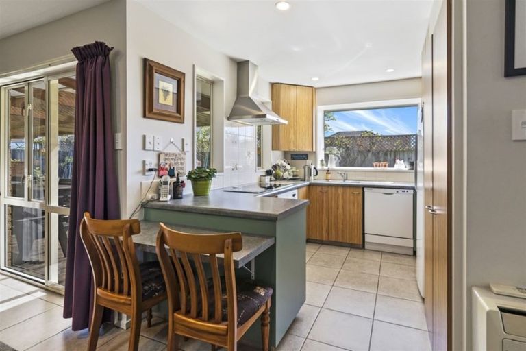 Photo of property in 32 Bella Rosa Drive, Hei Hei, Christchurch, 8042