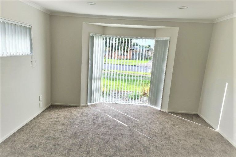 Photo of property in 71 Medvale Avenue, Flat Bush, Auckland, 2019